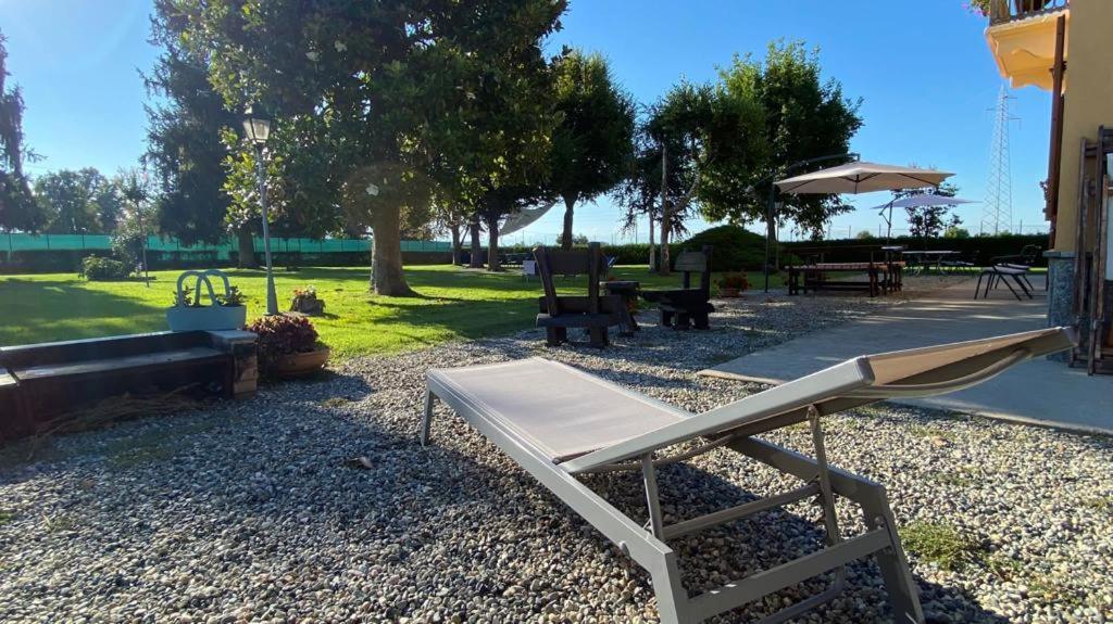 Bed and Breakfast Cascina la Barona Savigliano Esterno foto