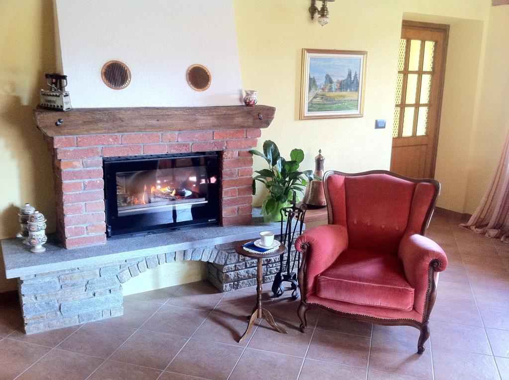 Bed and Breakfast Cascina la Barona Savigliano Esterno foto